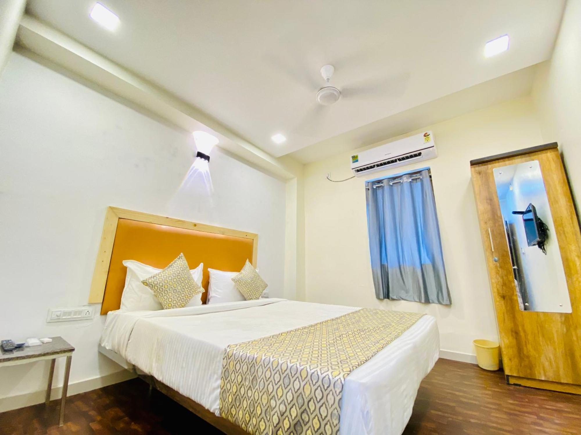 Hotel Alexa By Abc Ahmedabad Extérieur photo
