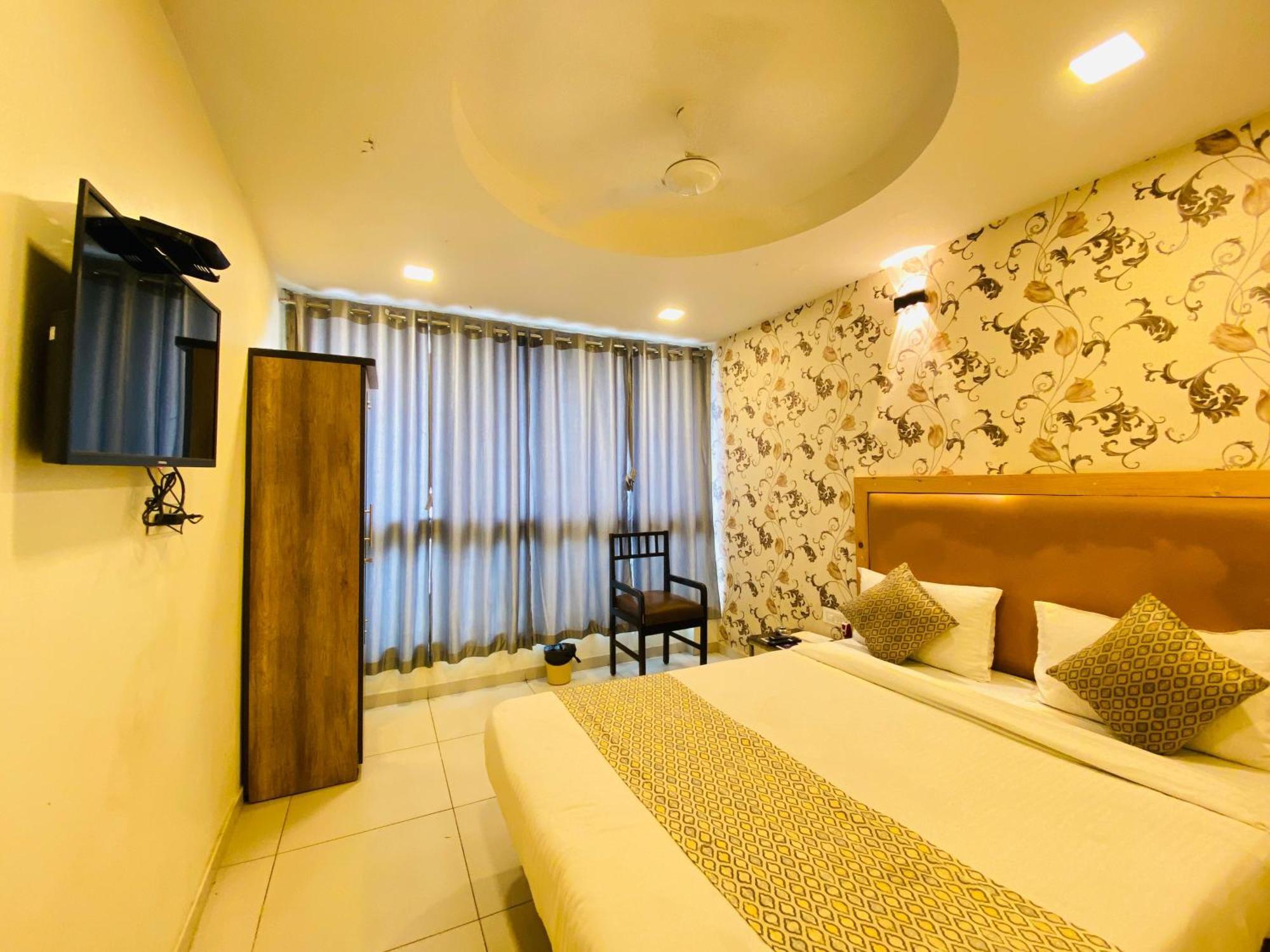 Hotel Alexa By Abc Ahmedabad Extérieur photo